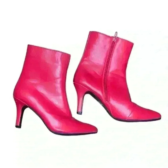 ETC! Rue21 Women’s Red heels size 7/8‎ - Picture 1 of 5
